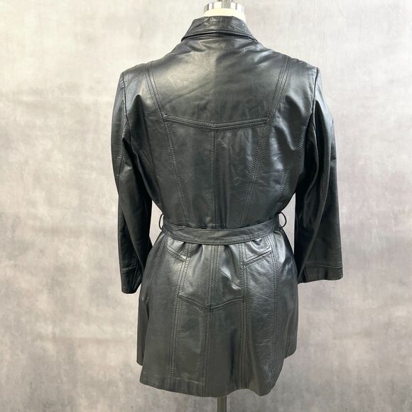 Elegant Black Leather Belted Jacket - Picture 4 of 12